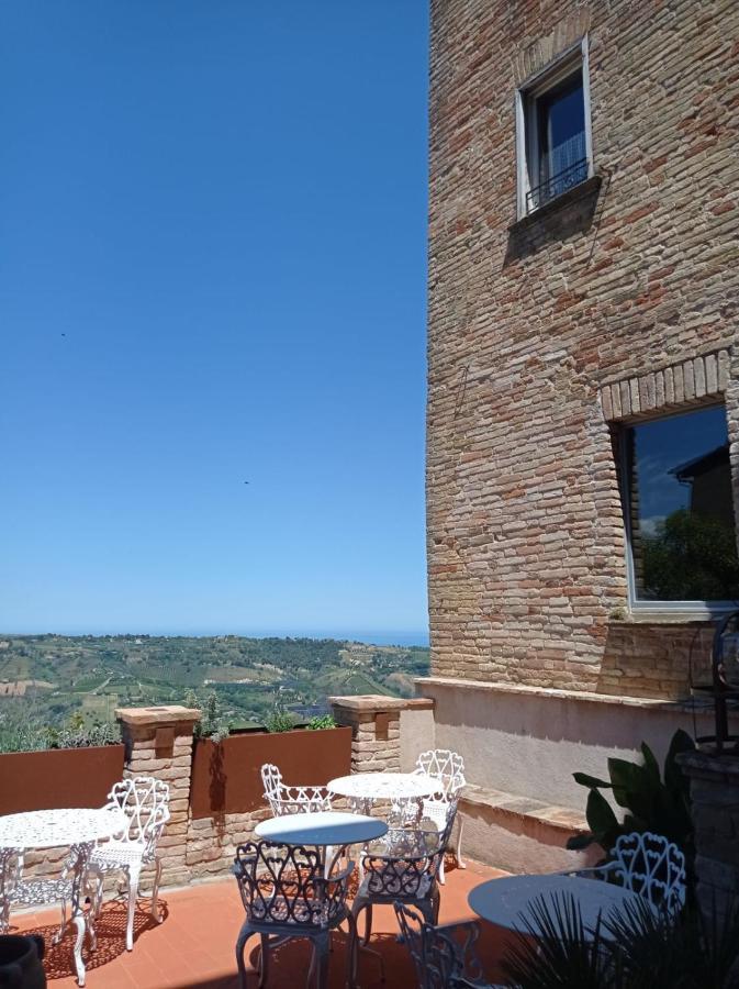 Hotel Oviv Dimora Del Borgo Acquaviva Picena Exteriör bild